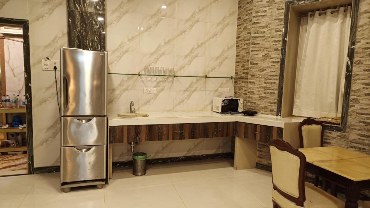 Hotel Oliver Mumbai  Buitenkant foto