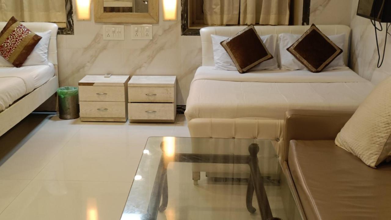 Hotel Oliver Mumbai  Buitenkant foto